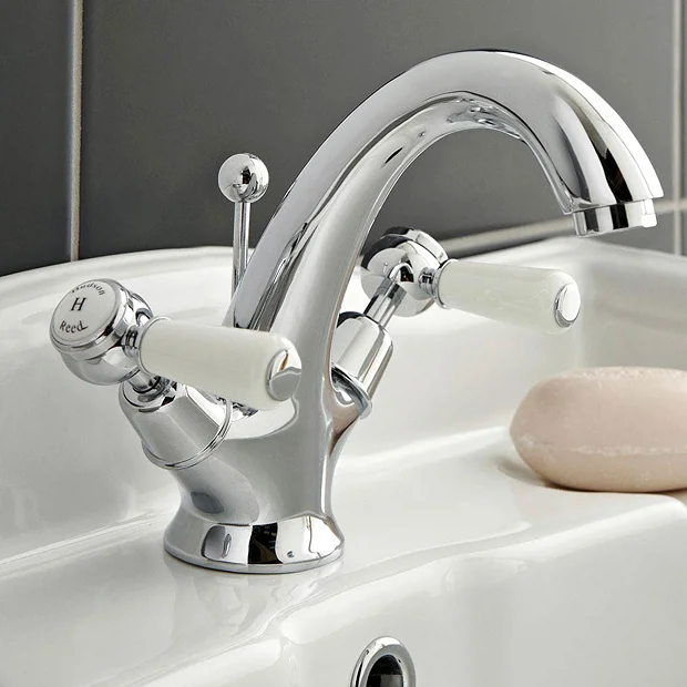 Hudson Reed Topaz Lever Mono Basin Mixer Tap + Pop Up Waste 3 Hudson Reed Topaz Lever Mono Basin Mixer Tap + Pop Up Waste